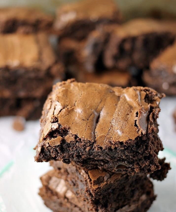 brownie de chocolate con cacahuetes