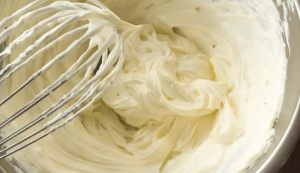 Crema de chocolate blanco para relleno y cobertura