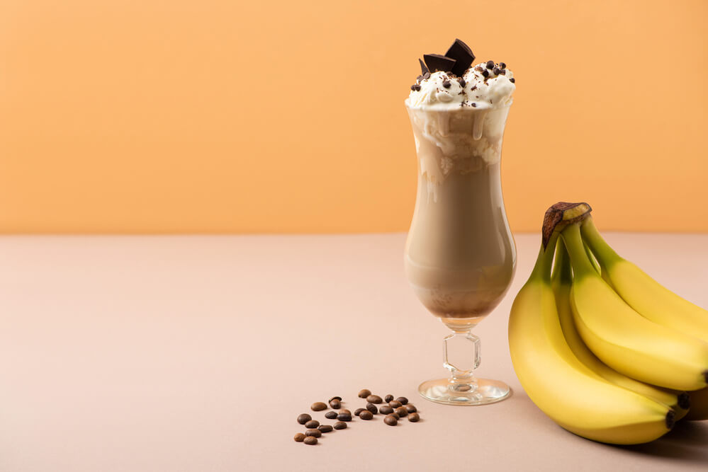 helado de platano con chocolate