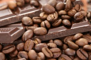 cafe con chocolate beneficios
