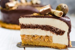 Receta de tarta mousse de turrón con chocolate